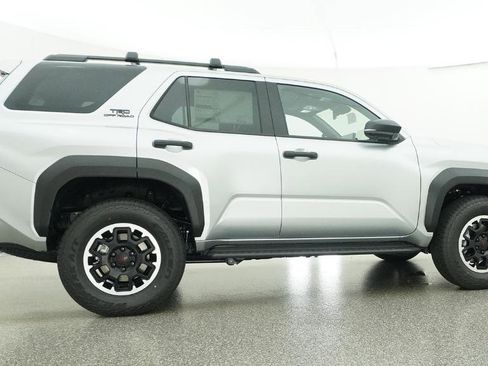 New 2026 Toyota 4Runner 4WD image 22