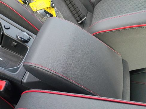 New 2026 Volkswagen GTI SE FWD image 24