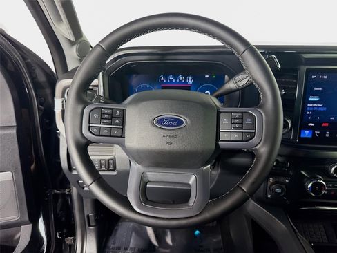 Used 2026 Ford F250 Lariat w/ Lariat Premium Package AWD/4WD image 12