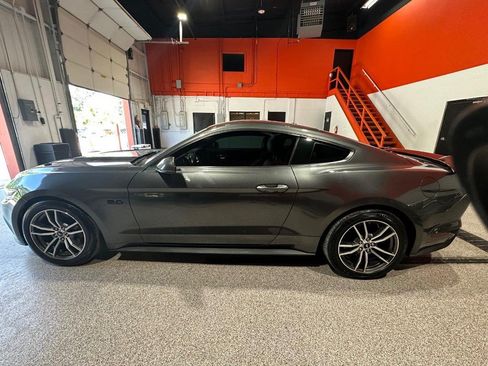Used 2017 Ford Mustang GT Premium w/ Enhanced Security Package RWD image 6