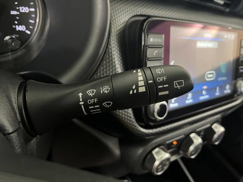Used 2024 Nissan Kicks SV FWD image 61