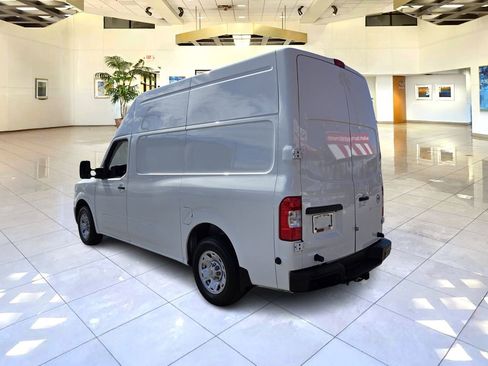 Used 2021 Nissan NV 2500 SV image 5