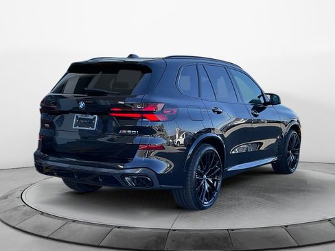 New 2026 BMW X5 M60i image 7