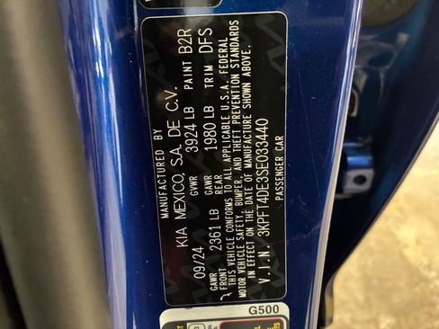 Used 2025 Kia K4 LXS image 27