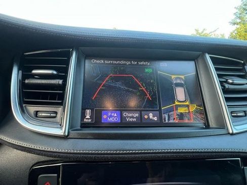 Used 2019 INFINITI QX50 Essential w/ Sensory Package AWD/4WD image 17
