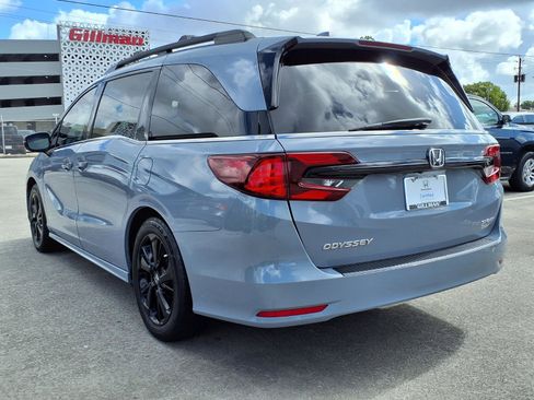 Certified 2024 Honda Odyssey Sport image 3