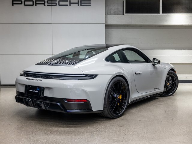 Used 2025 Porsche 911 Carrera 4 GTS AWD/4WD image 8