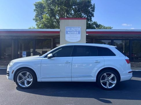 Used 2019 Audi Q7 3.0T Prestige w/ Prestige Package AWD/4WD image 2