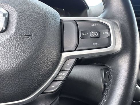 Used 2022 RAM 1500 Big Horn AWD/4WD image 33