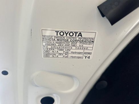 Certified 2023 Toyota Mirai w/ Advanced Technology Package RWD image 35
