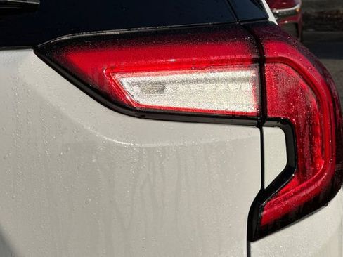 Used 2022 GMC Terrain SLE image 49