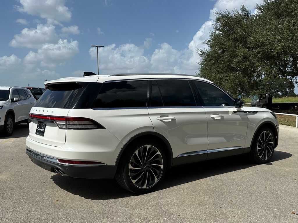 Used 2025 Lincoln Aviator Reserve w/ Illumination Package RWD image 5