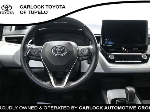 Used 2025 Toyota Corolla SE FWD image 29
