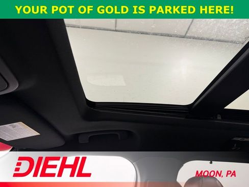 Used 2022 Ford Explorer Platinum w/ Equipment Group 601A image 43