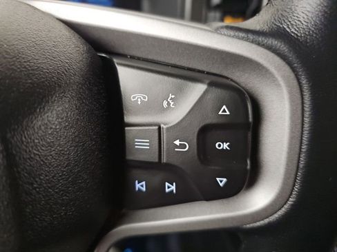 Used 2024 Ford Bronco Badlands image 18