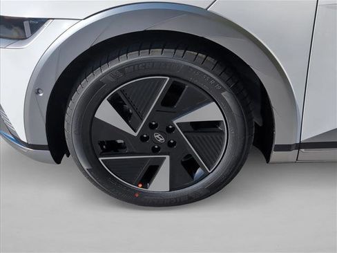 New 2026 Hyundai Ioniq 5 Limited image 10