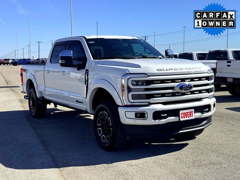 Used 2023 Ford F250 Platinum w/ FX4 Off-Road Package image 5