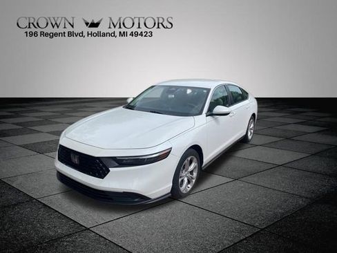 Used 2023 Honda Accord LX image 9