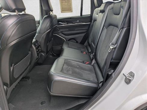 Used 2022 Jeep Grand Cherokee Trailhawk w/ Advanced Protech Group II image 17