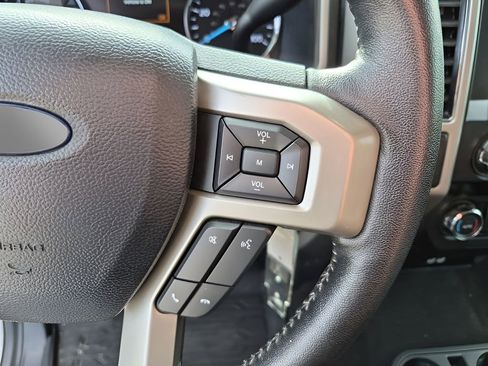 Used 2019 Ford F250 Lariat AWD/4WD image 34