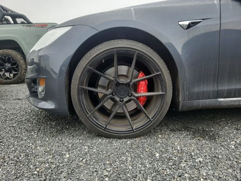 Used 2018 Tesla Model S P100D image 11