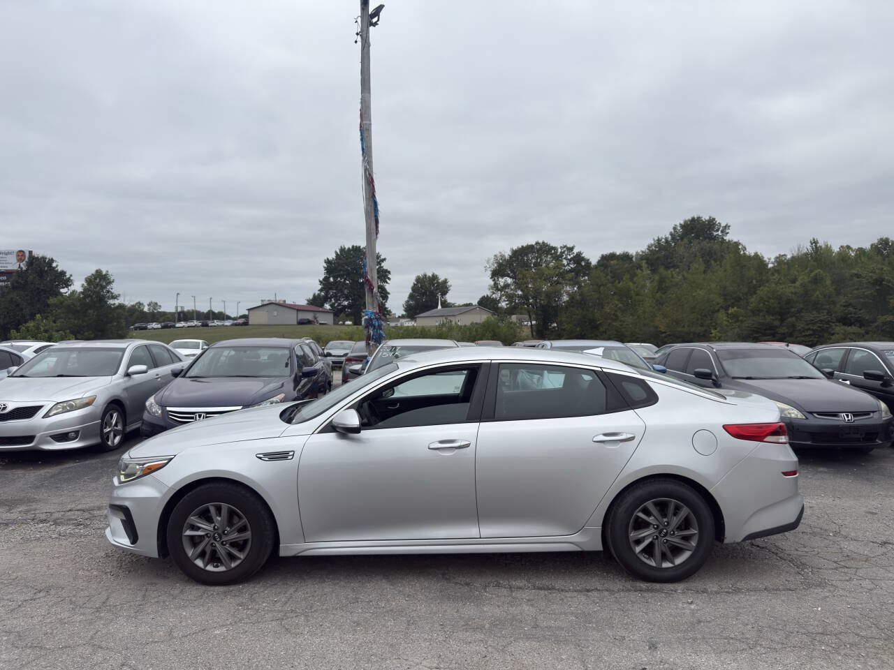 Used 2020 Kia Optima LX FWD image 3