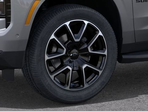 New 2026 Chevrolet Suburban RST w/ Comfort Package AWD/4WD image 9