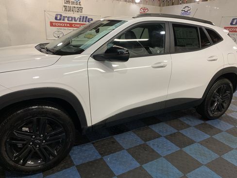 New 2026 Chevrolet Trax ACTIV w/ Driver Confidence Package image 2