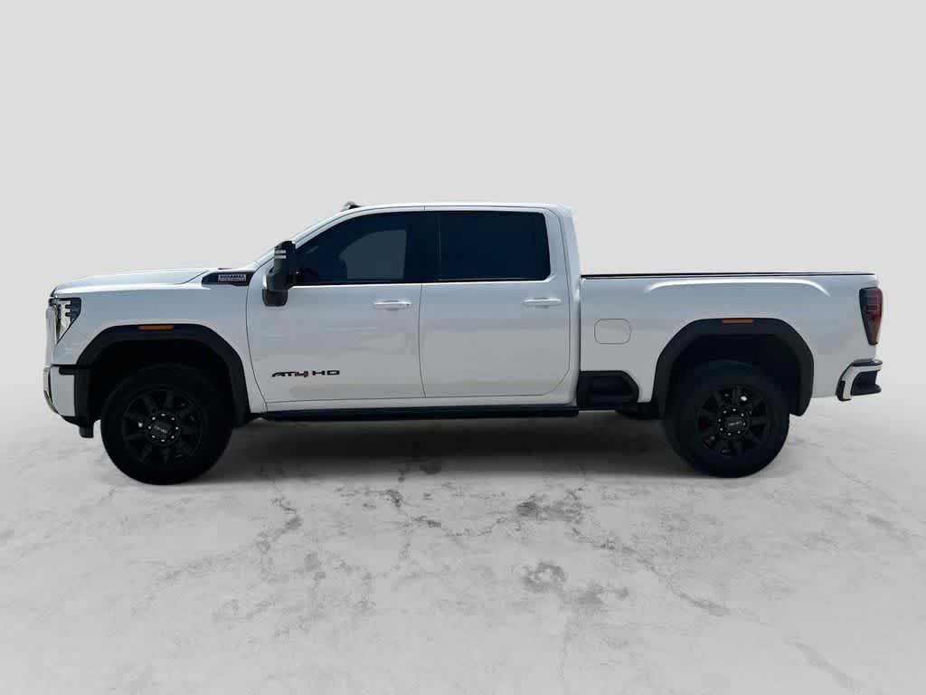Used 2025 GMC Sierra 2500 AT4 w/ AT4 Premium Plus Package AWD/4WD image 11