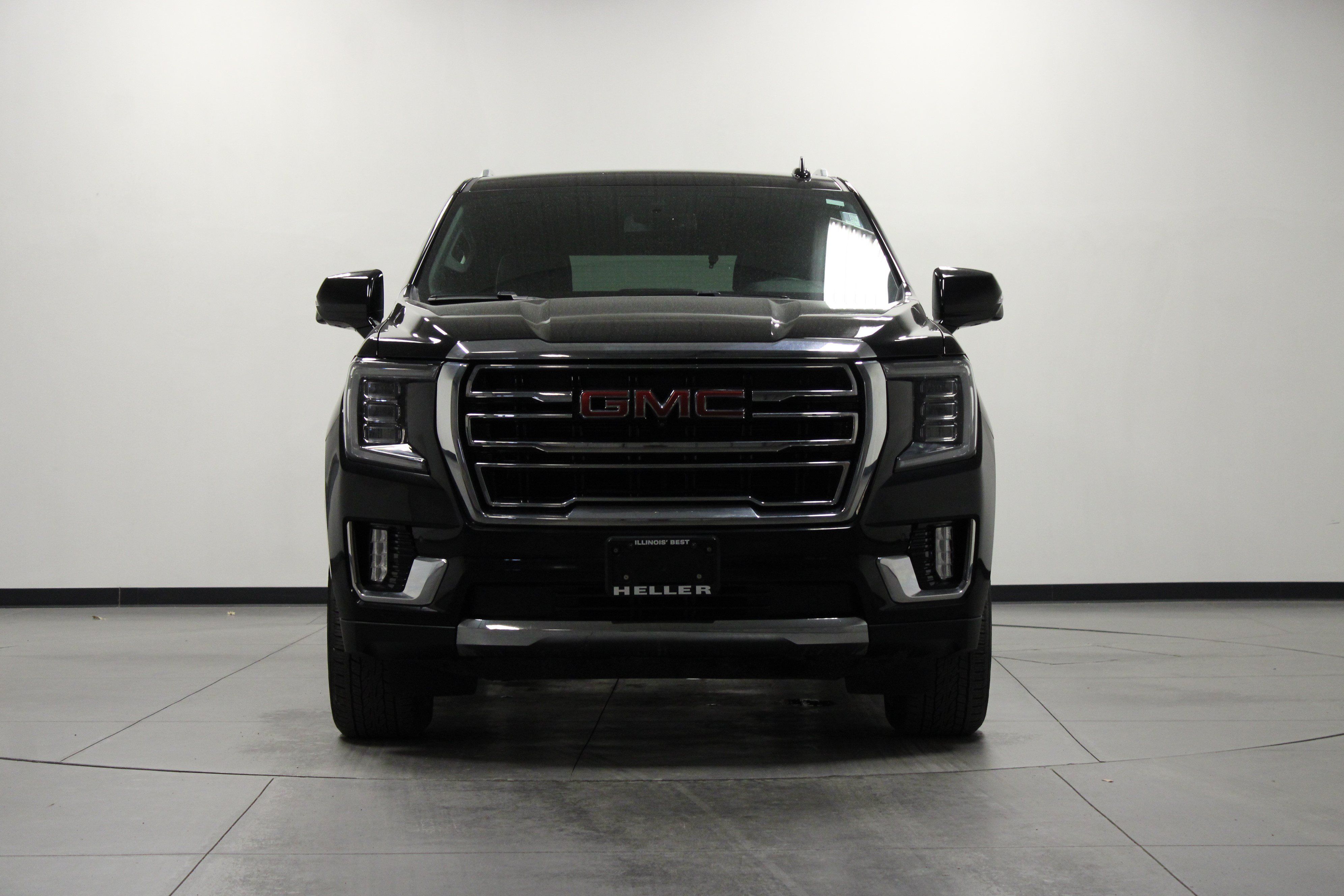 Used 2024 GMC Yukon SLT w/ SLT Luxury Package AWD/4WD image 9