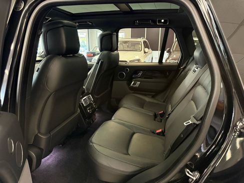 Used 2018 Land Rover Range Rover Supercharged AWD/4WD image 11