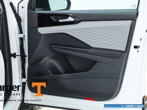 Used 2024 Volkswagen Taos S image 68