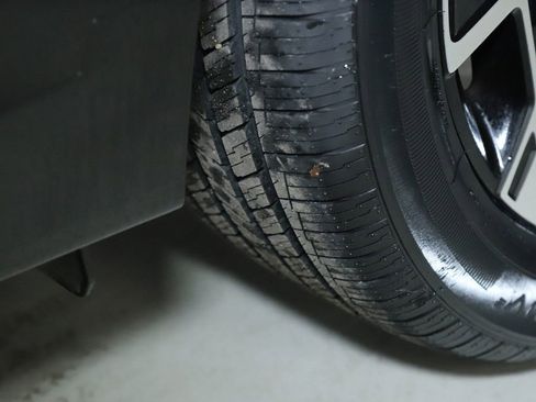 Used 2023 Kia Sportage SX image 40