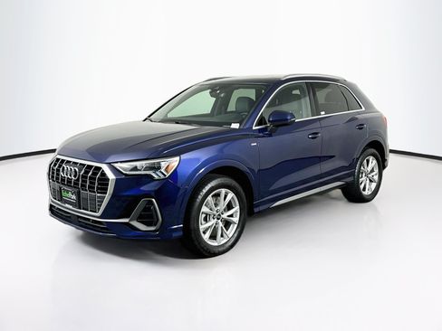 Used 2025 Audi Q3 2.0T Premium AWD/4WD image 3