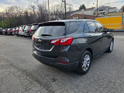 Used 2019 Chevrolet Equinox LS w/ LS Convenience Package image 5