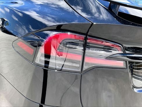 Used 2023 Tesla Model X AWD/4WD image 32