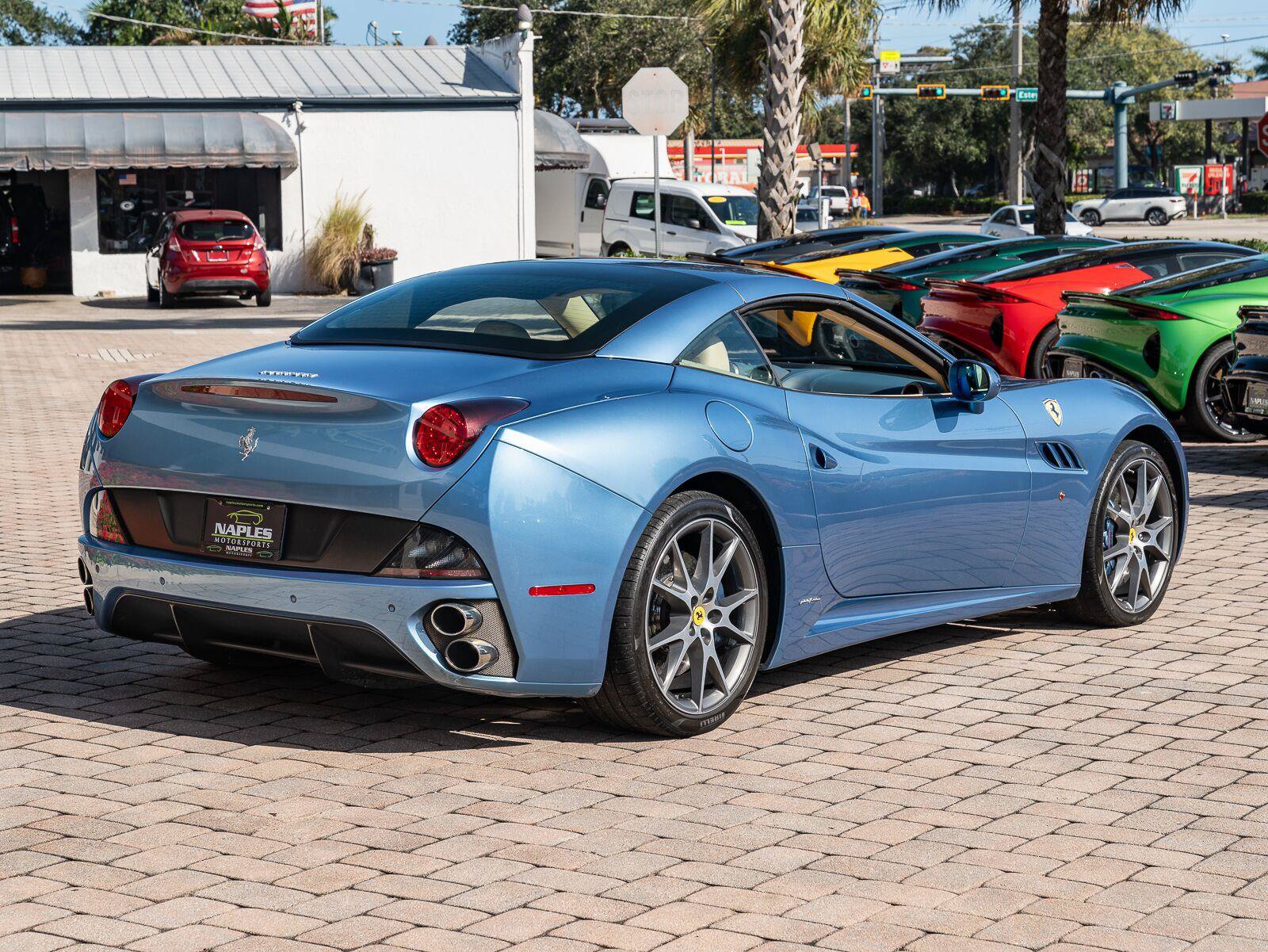 Used 2010 Ferrari California RWD image 53