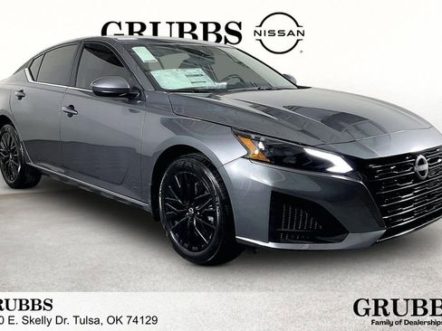 New 2026 Nissan Altima 2.5 SV w/ SV Special Edition Package AWD/4WD image 1