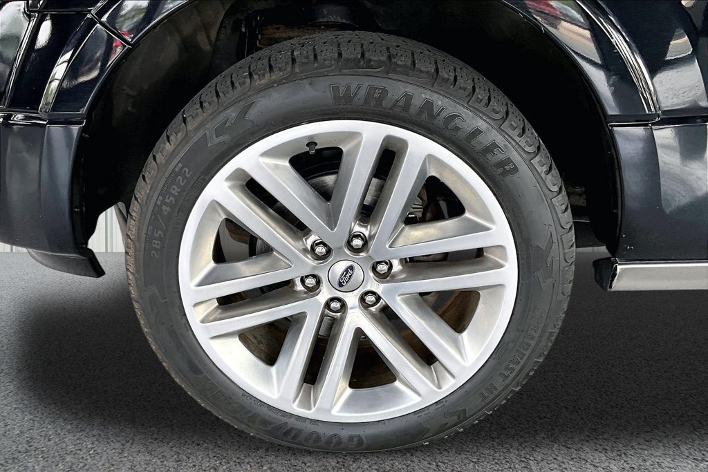 Used 2017 Ford Expedition EL Platinum AWD/4WD image 37