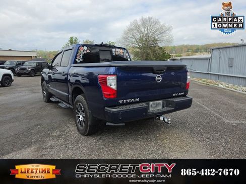 Used 2023 Nissan Titan SV w/ Accessory Utility Package image 7