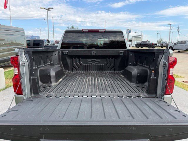 Used 2025 Chevrolet Silverado 1500 Custom AWD/4WD image 8