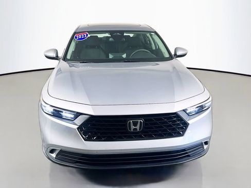 Used 2023 Honda Accord EX image 3