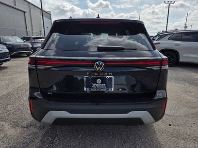 New 2026 Volkswagen Tiguan SE