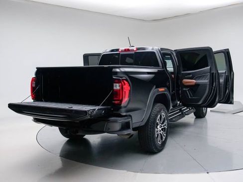 Used 2024 GMC Canyon AT4 w/ Technology Package AWD/4WD image 24