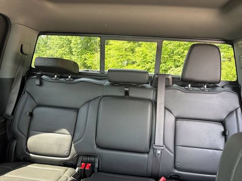Certified 2024 GMC Sierra 1500 Denali w/ Denali Reserve Package AWD/4WD image 36