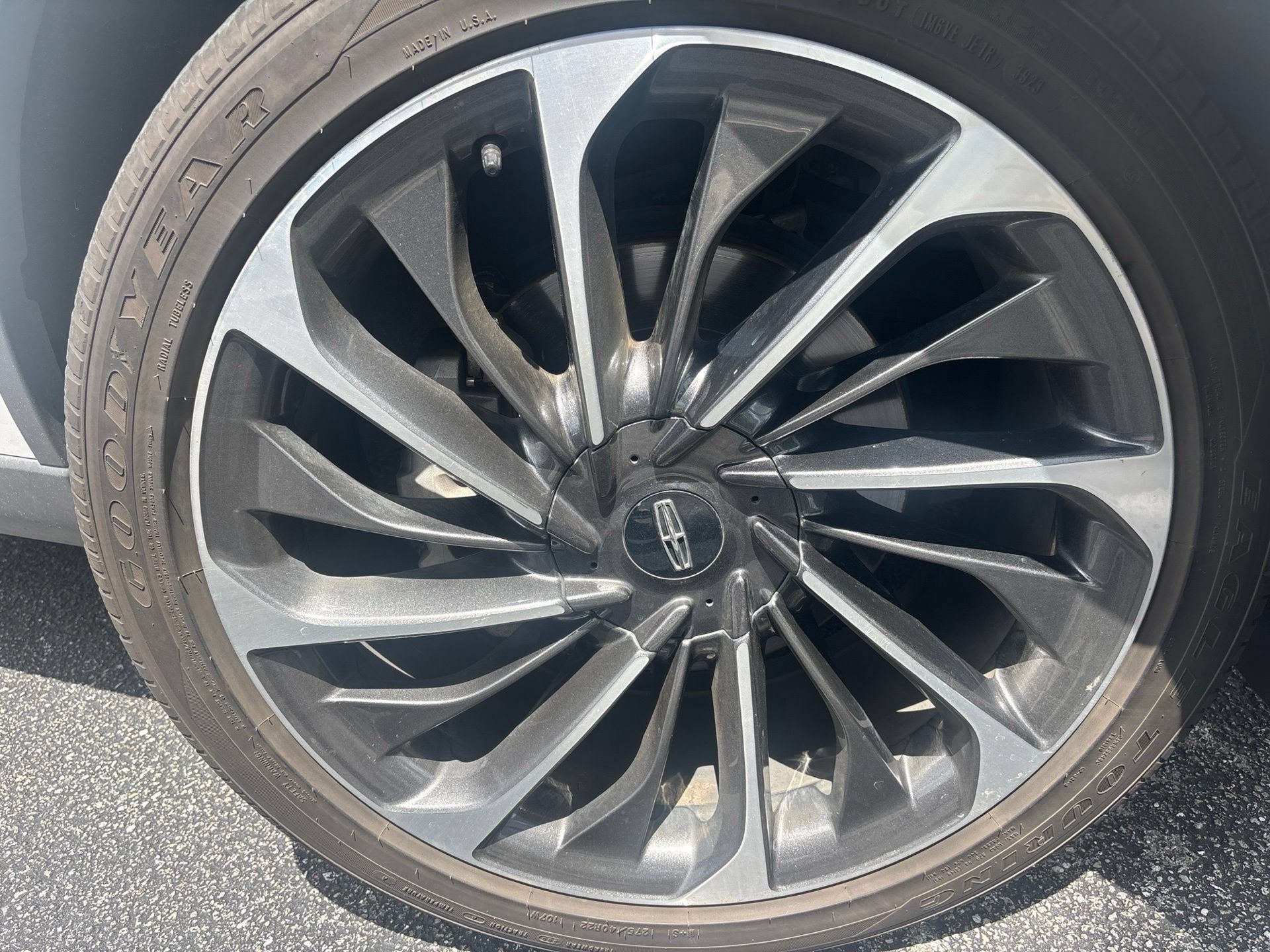 Used 2022 Lincoln Aviator Reserve w/ Equipment Group 201A RWD image 9