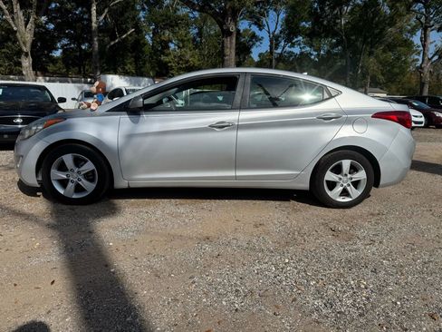 Used 2012 Hyundai Elantra GLS w/ Preferred Pkg 3 image 2