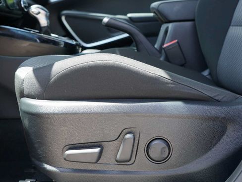 Used 2025 Kia Soul S FWD image 19
