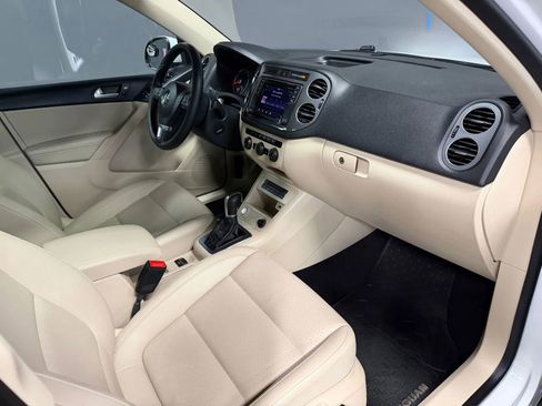 Used 2016 Volkswagen Tiguan R-Line image 21