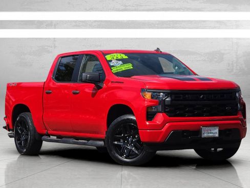 Used 2023 Chevrolet Silverado 1500 Custom w/ Rally Edition AWD/4WD image 2